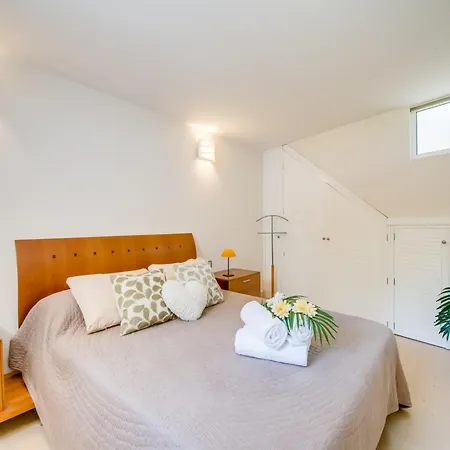 Escape Steps From Playa Muro Tatil Evi